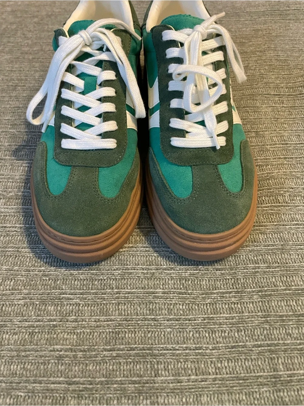 Steve Madden retro lover’s
